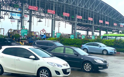 Tăng cường kết nối tài khoản giao thông với các phương tiện thanh toán không dùng tiền mặt