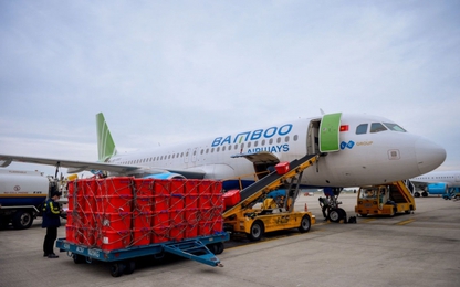 Bamboo Airways tài trợ vận chuyển thiết bị y tế đến Hải Dương