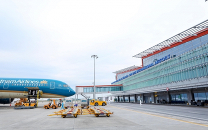 Sân bay Vân Đồn đón 300 chuyến bay
