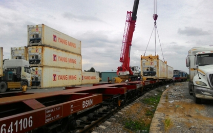 "Đánh thức" logistics đường sắt