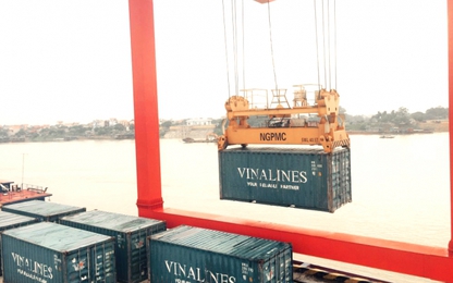Mô hình "tuyến mẫu" vận chuyển container bằng sà lan tuyến Hải Phòng-Việt Trì