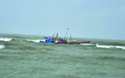Trách nhiệm của thuyền viên khi tàu thuyền gặp bão trên biển