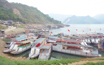 Liên ngành đường thủy “chung tay” đảm bảo ATGT trên sông Đà