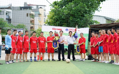 Giao lưu bóng đá chào mừng ngày Báo chí cách mạng Việt Nam