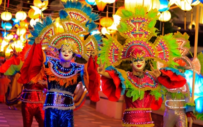 Có gì hot ở Carnival tại Lễ hội đèn lồng Sun World Danang Wonders?