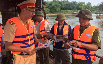 Thái Nguyên ra quân tuyên truyền văn hóa giao thông với bình yên sông nước