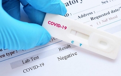 Chống dịch Covid-19, xét nghiệm chuyên gia trước khi nhập cảnh Việt Nam