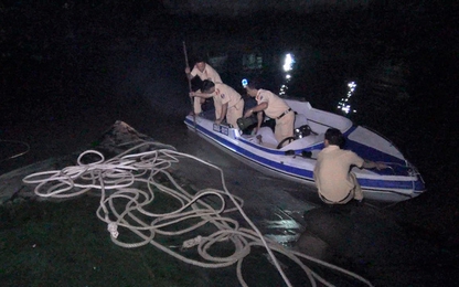 Sà lan lật chìm trên kênh Rạch Giá, 3 mẹ con thiệt mạng