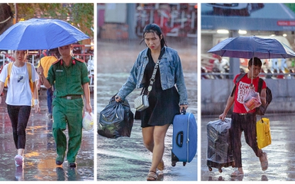 Người dân “dầm mưa” hối hả về quê nghỉ Lễ Quốc khánh