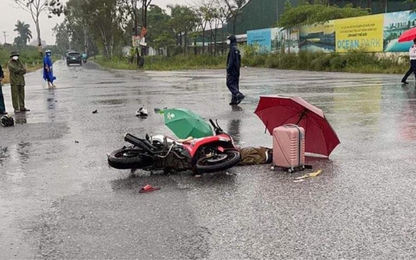 Hà Nội: 2 người điều khiển xe máy tử vong nghi bị sét đánh