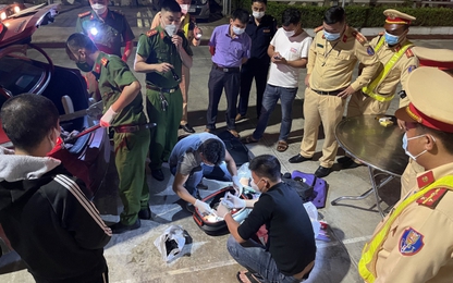 Bắc Giang: CSGT bắt giữ tài xế tàng trữ ma túy