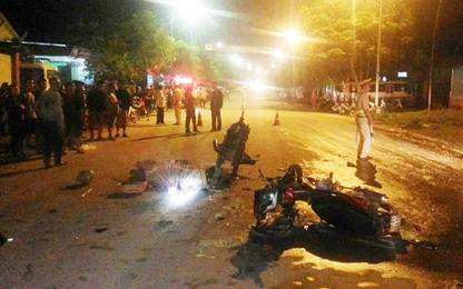 Nghệ An: 2 xe máy đâm nhau, 5 người thương vong