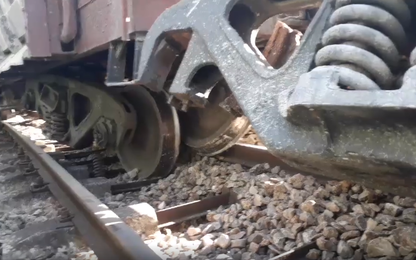 Liên tiếp xảy ra 2 vụ tai nạn đường sắt do tàu hàng