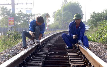 Khẩn trương hoàn thiện đề án khai thác tài sản KCHT đường sắt