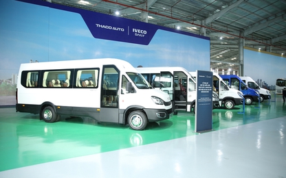 Thaco ra mắt xe buýt Mercedes-Benz đầu tiên tại Việt Nam