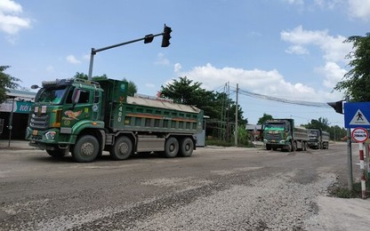 Xe tải cày nát đường khu kinh tế:Quảng Ngãi yêu cầu công an vào cuộc