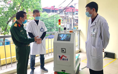 Robot y tế vận chuyển VIBOT hỗ trợ đắc lực phòng, chống Covid-19