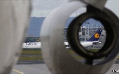 Đối mặt với khó khăn, Lufthansa cắt giảm chi phí
