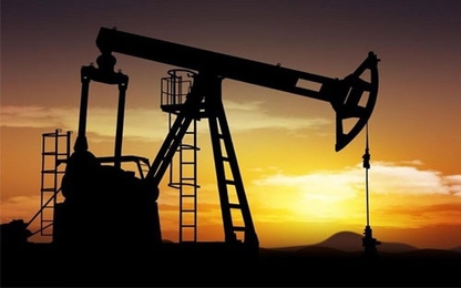 Giá dầu thô sụt giảm xuống mức thấp nhất 4 tháng