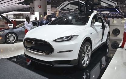 Tesla Model X sẽ được giao hàng ngay trong tháng 9