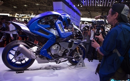 Robot lái xe mô tô của Yamaha tại Tokyo Motor Show