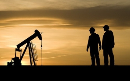 Giảm gần 6%, giá dầu xuống mức thấp nhất 11 năm