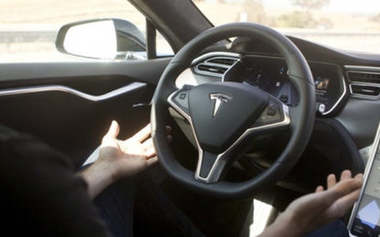 Tesla thuê chuyên gia cao cấp của AMD ,Apple cho bộ phận xe tự hành