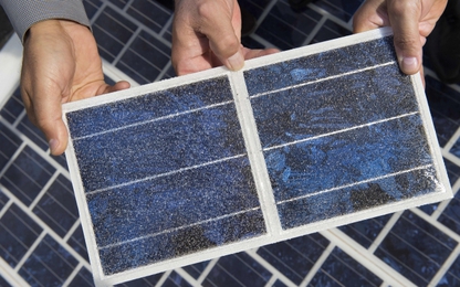 Pháp dự định dùng tấm năng lượng mặt trời lót gần 1000km đường giao thông
