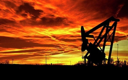 Giá dầu tăng mạnh, vượt 40 USD/thùng