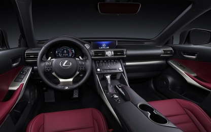 Lexus giới thiệu IS 2017 với thiết kế mới, bổ sung tính năng an toàn