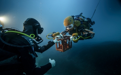 OceanOne - robot thợ lặn hình người của các nhà nghiên cứu Đại học Stanford