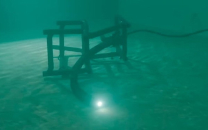 Robot rắn sửa chữa thiết bị dưới đáy biển