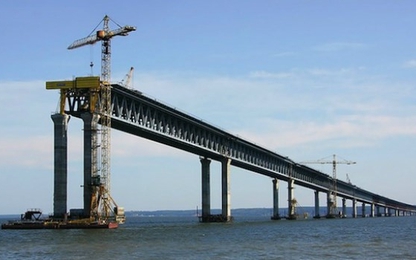 Số phận lận đận của cây cầu 19km nối Nga với Crimea