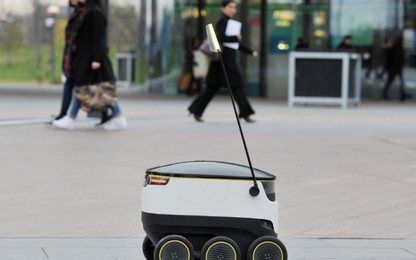 Robot biết giao đồ ăn tại 4 thành phố lớn trên thế giới