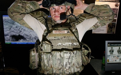 Áo giáp của quân đội Mỹ sẽ sử dụng "lụa nhện" bền hơn kevlar