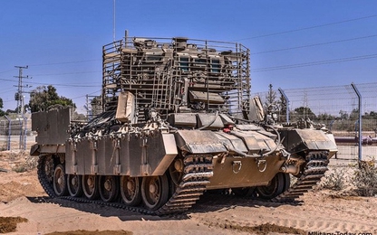 Xe thiết giáp 'chuồng chó di động' của Israel