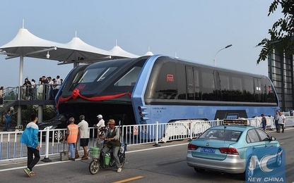 Truyền thông Trung Quốc tố cáo xe bus cao tầng là trò lừa đảo