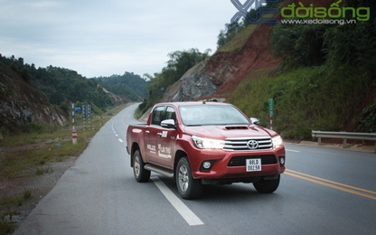 Khách hàng mua Toyota Hilux đánh giá cao thiết kế và tính đa dụng