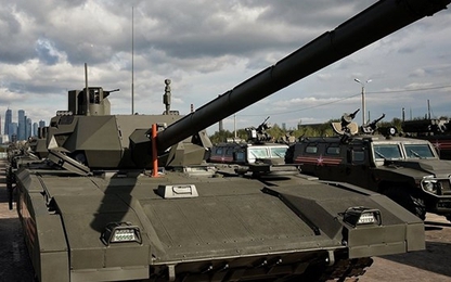 Quân đội Nga ký hợp đồng cung cấp lô xe tăng Armata đầu tiên