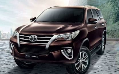 Toyota Fortuner 2017 liệu có thoát khỏi biệt danh “vua lật”?