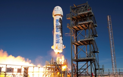 Tên lửa của Blue Origin sau khi phóng vẫn tiếp đất, thoát hiểm an toàn