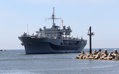 Hạm đội Biển Đen Nga bám sát tàu chiến Mỹ ở Biển Đen