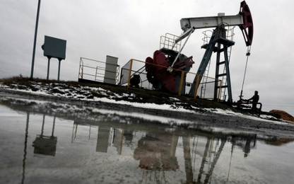 Giá dầu tăng 4% chạm đỉnh 3 tuần