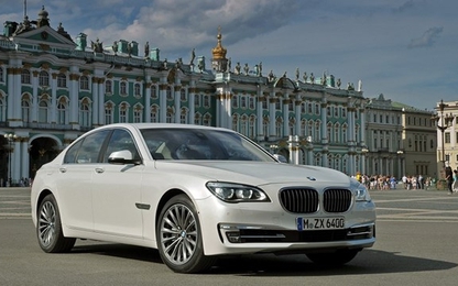 BMW triệu hồi hàng chục ngàn xe cao cấp, có Rolls-Royce
