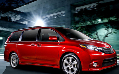 Toyota triệu hồi 744.000 xe minivan Sienna lỗi cửa mở khi đang chạy