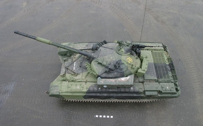 Pháp sản xuất động cơ "khủng" cho xe tăng T-72