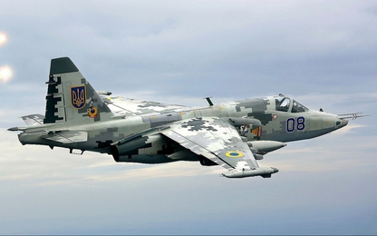 Su-25 của Ukraine hạ cánh khẩn cấp an toàn khi... không có phi công
