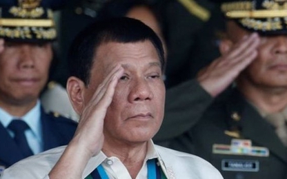 Tổng thống Philippines: “Tôi ném nghi phạm ra khỏi trực thăng”