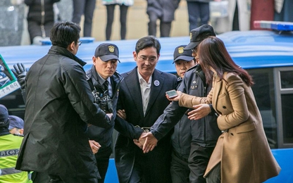 "Thái tử" Lee ăn cơm tù, nhưng vẫn đang điều hành Samsung?