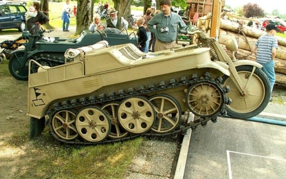 Kettenkrad - cỗ xe máy lai tăng vô tiền khoáng hậu của quân đội Đức